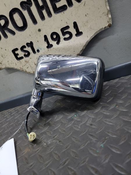 1982 ROLLS ROYCE SILVER SPUR DRIVER SIDE VIEW MIRROR: CHROME 