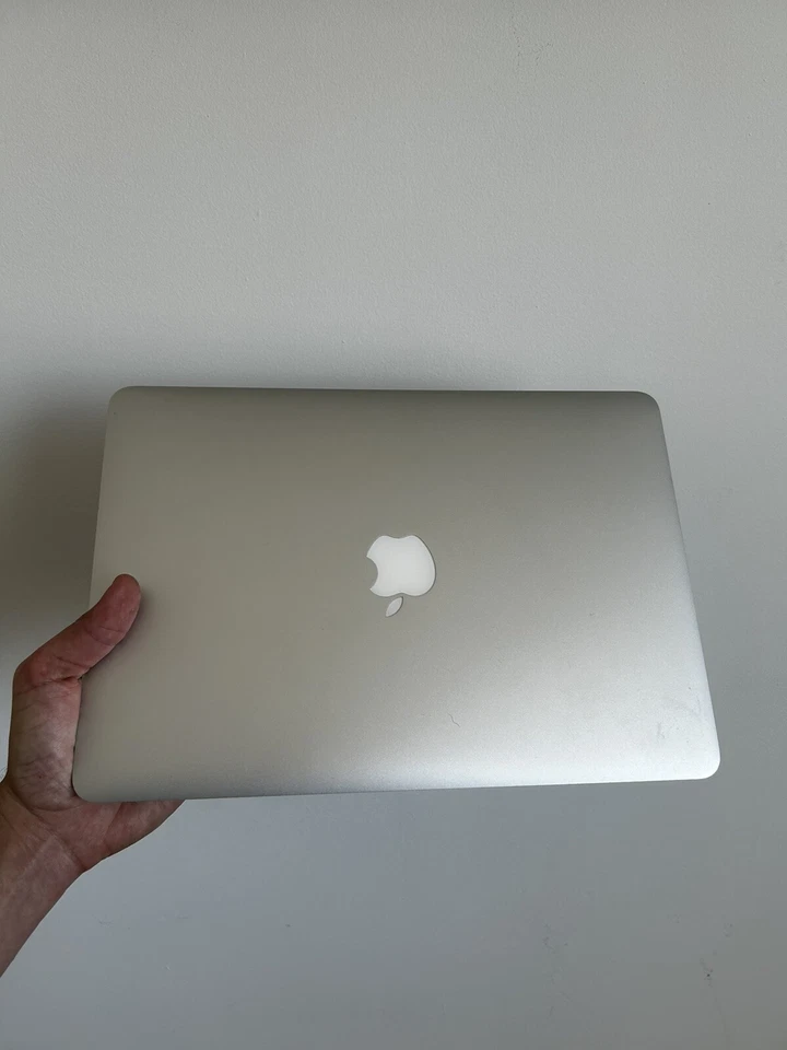 Apple MacBook Air 13" 2013 Core i7 1.7GHz 8GB Ram 128GB SSD [L15129] - Image 3 of 3