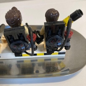 LEGO Ideas Ecto-1 21108 Ghostbusters Sale of only 4 Mini Figs