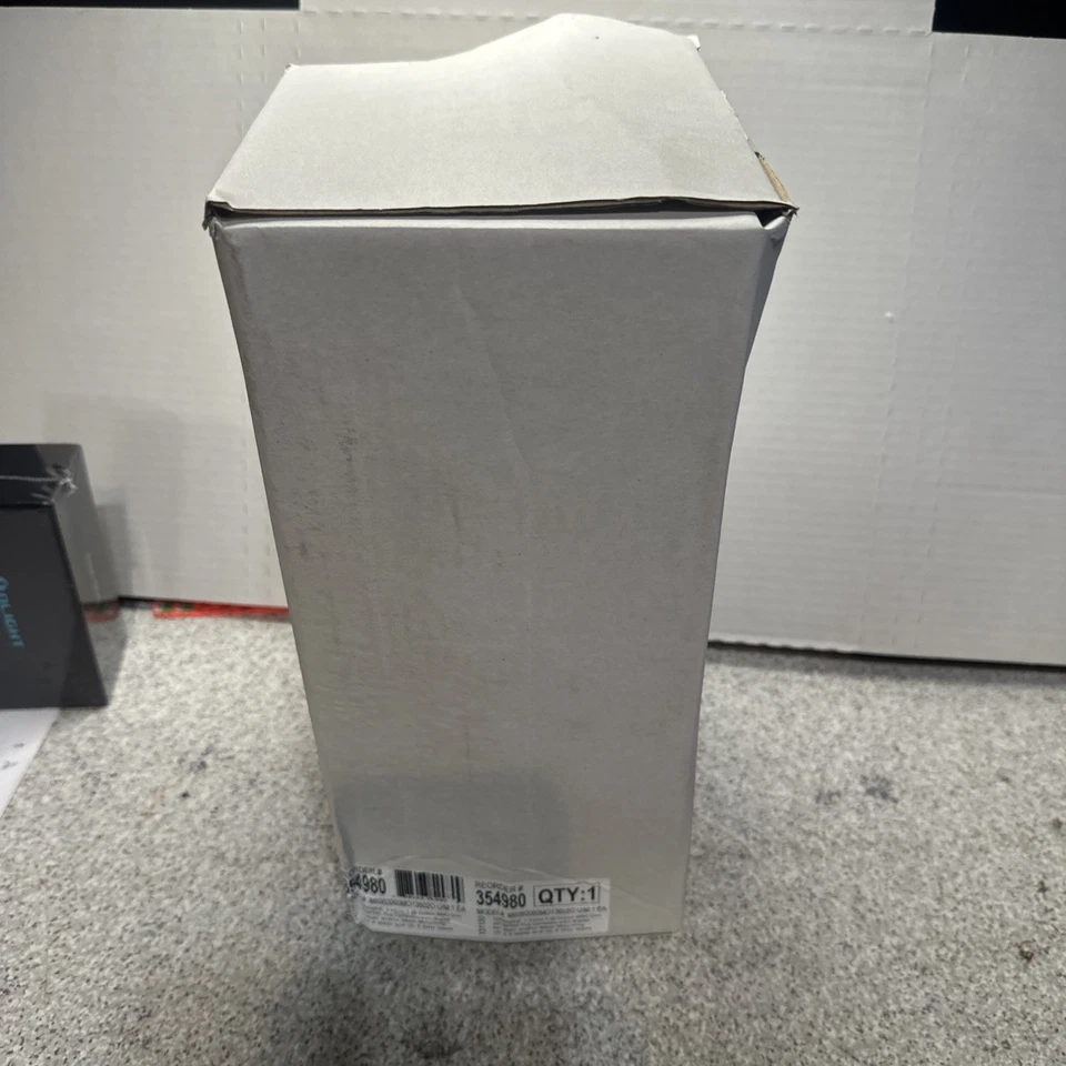 **Qty 1 NEW**TerraWave M6060060MO13602O 2.4/5Ghz 6dBi Outdoor OMIN Omni Antenna - Image 3 of 4