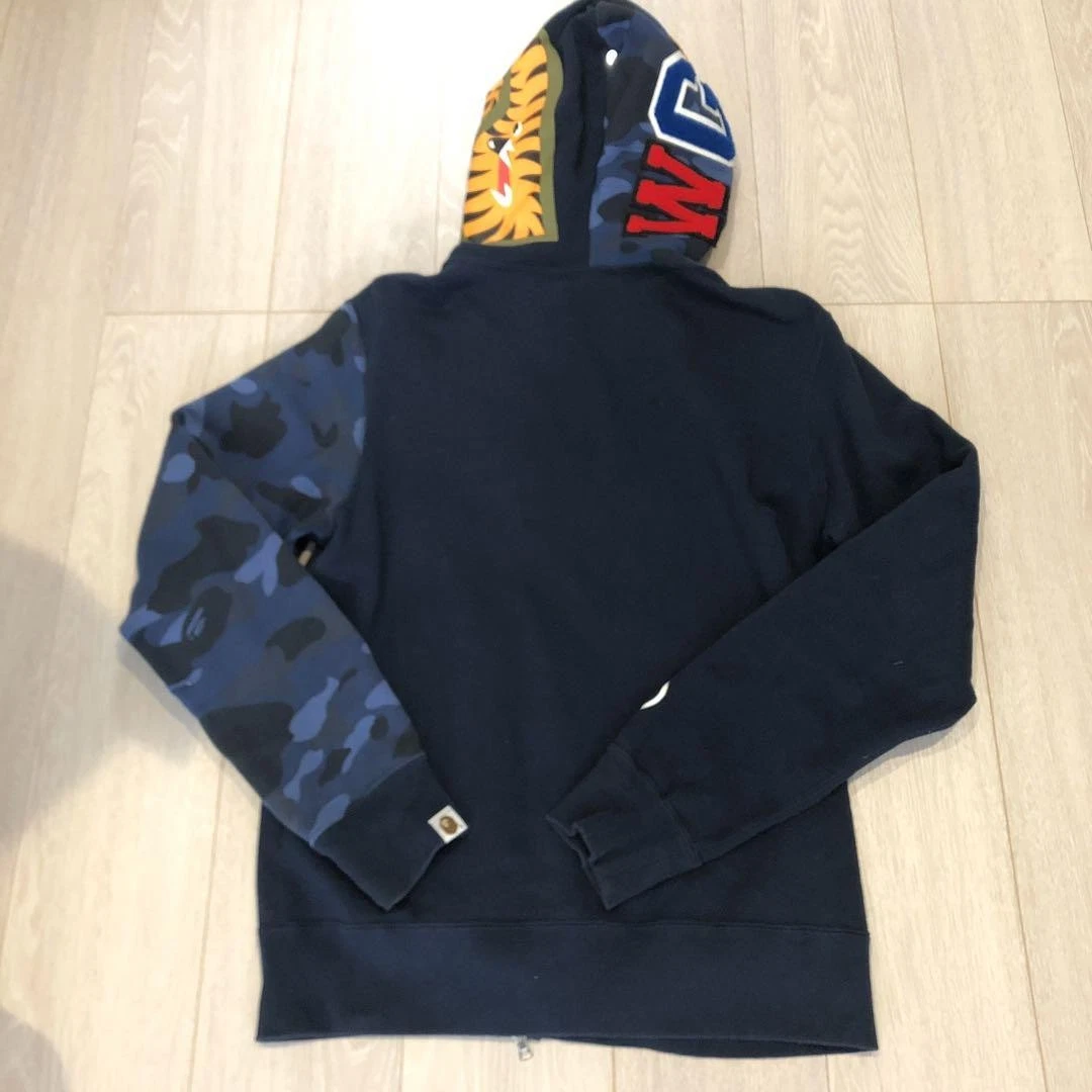 A BATHING APE (BAPE) Felpa con cappuccio A Bathing Ape Shark blu navy taglia M zip blu una scimmia da bagno COTONE 100% Giappone