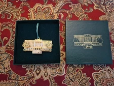 2000 Greenbrier Resort Hotel Annual Limited Edition Christmas Ornament in BOX