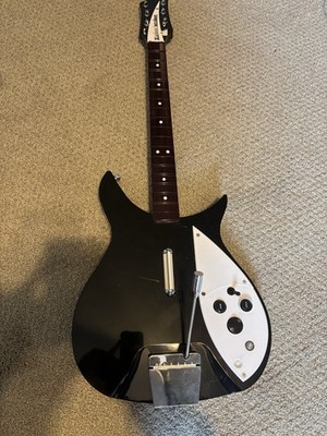 Harmonix Rock Band Rickenbacker 325 Wireless Ergonomic Guitar Xbox 360 Black