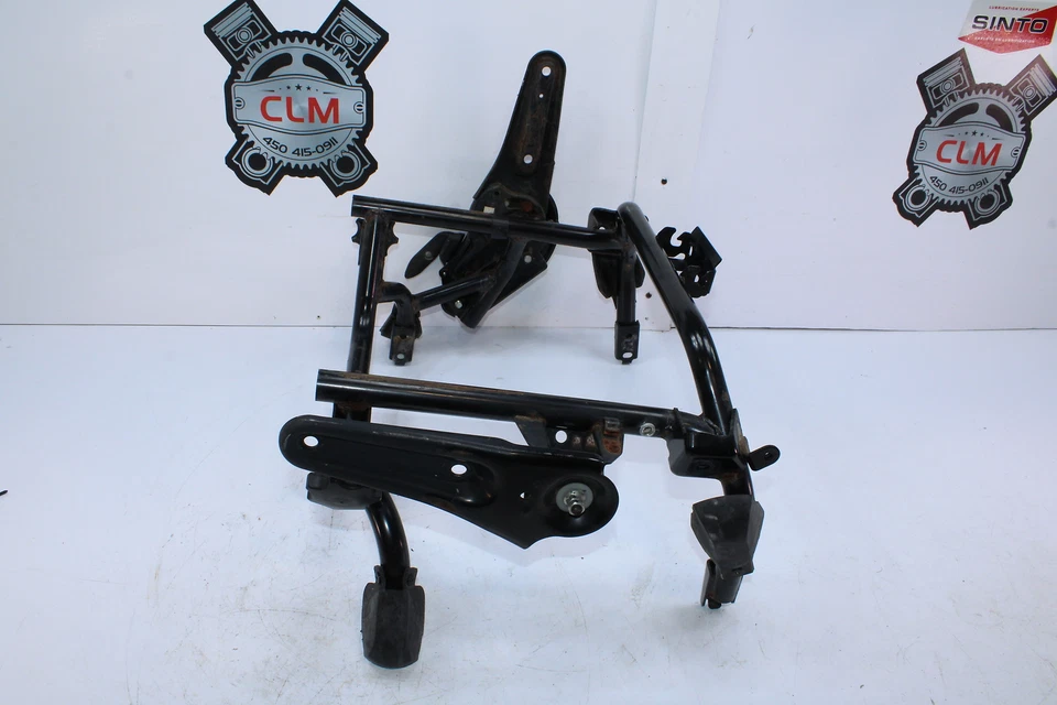 09-22  Yamaha Rs Venture Gt Rst90gt support reat seat base 8HF-2475C-00-00 - Image 3 of 4