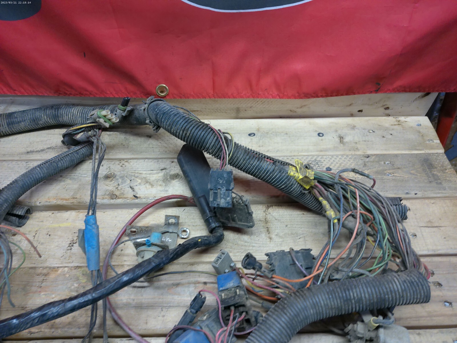 19871990 Jeep Wrangler YJ OEM 2.5 4 Cylinder Engine Wiring Harness