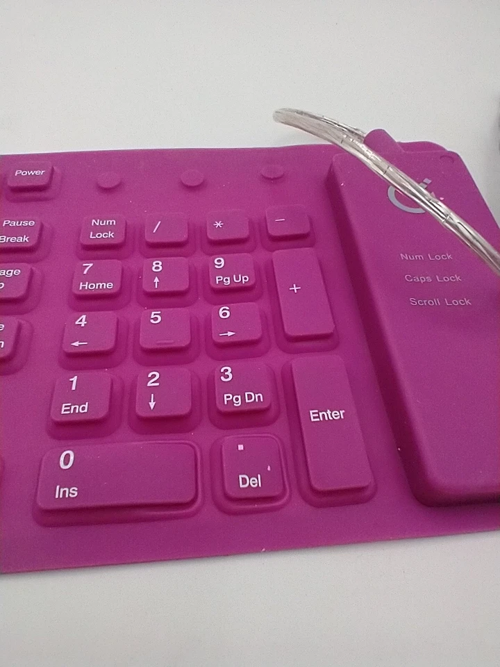 iCONCEPTS FUSCHIA WATERPROOF FLEXIBLE KEYBOARD - Image 3 of 4