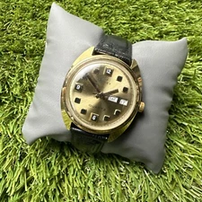 Early 1970's Mens Timex Quartz Day Date 1500A Cell Gold Plated Watch Read
