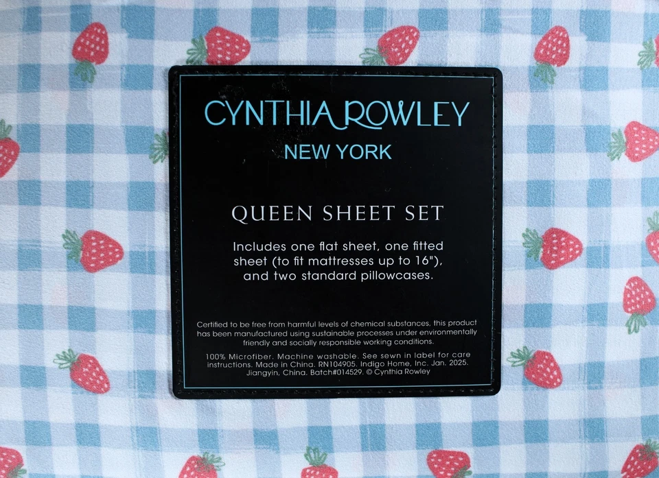 Juego de sábanas Cynthia Rowley Queen fresas azul guinga cuadros 4 piezas microfibra Foto 4 de 4