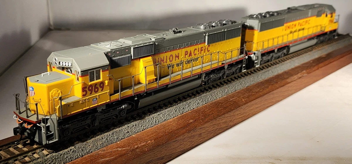 PROTO 2000 Union Pacific Railroad HO Diesel Locomotive Model