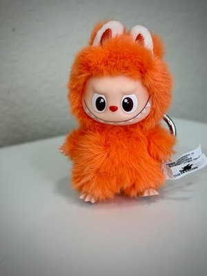 POP Mart Labubu Monster Pendant, Pin For Love, Z, Plush Figure