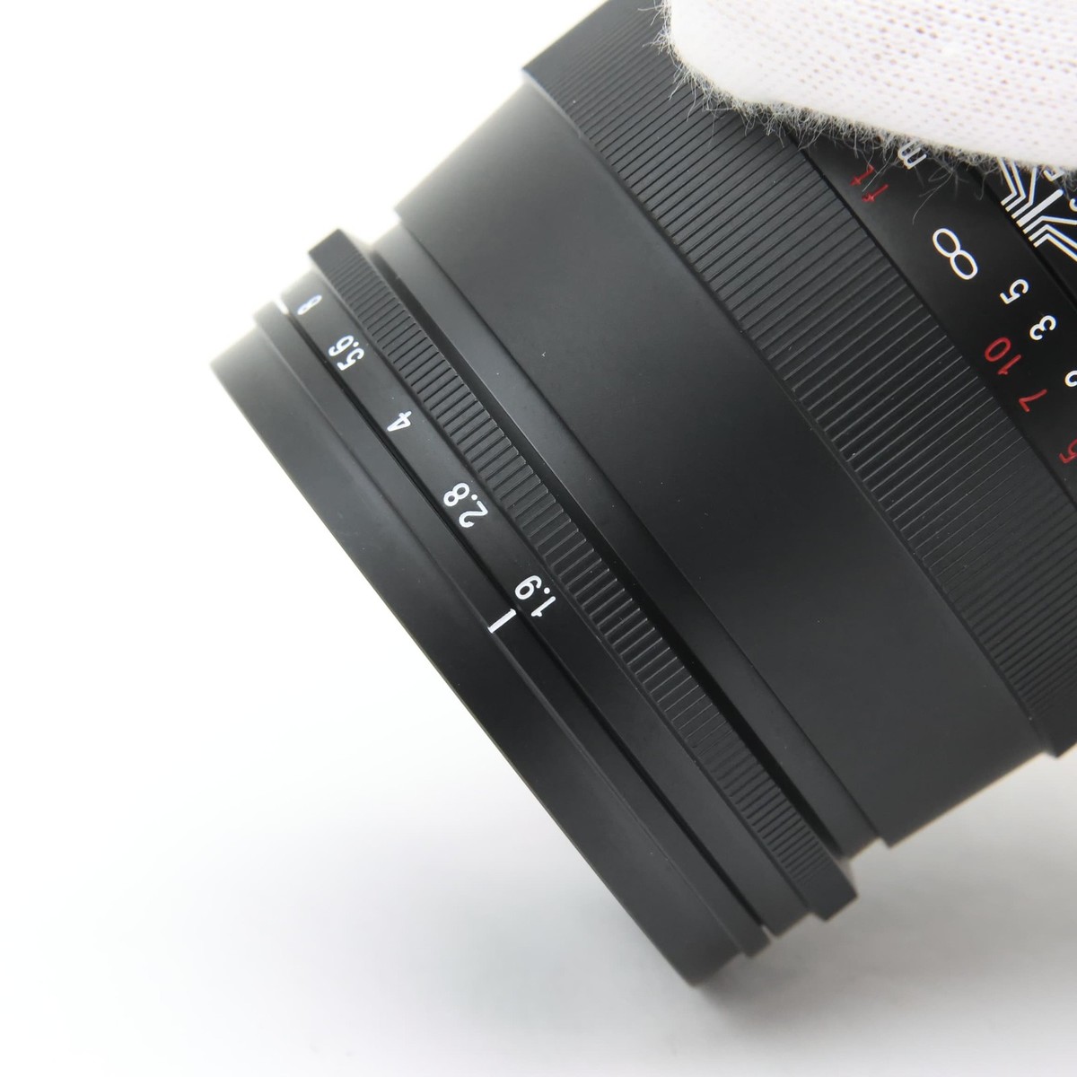 Voigtlander ULTRON 75mm F/1.9 MC VM (for Leica M mount Voigtlander ULTRON 75mm F/1.9 MC VM (for Leica M mount