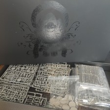 Kingdom Death Monster 1.5 plus 5 große Erwei...