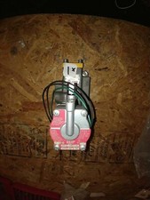 NNB SCHRADER PARKER L7053260453 120 VAC