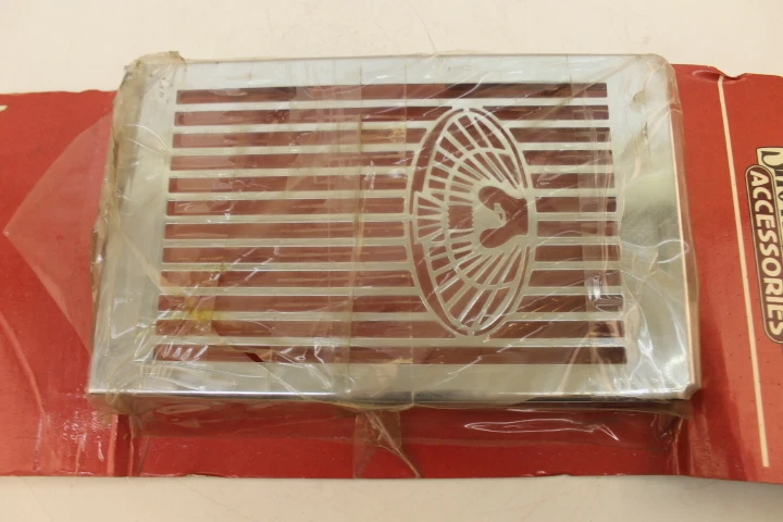 REJILLA RADIADOR EAGLE CROMADA KAWASAKI VN1500 NUEVO SHOW DS720739 Foto 4 de 4