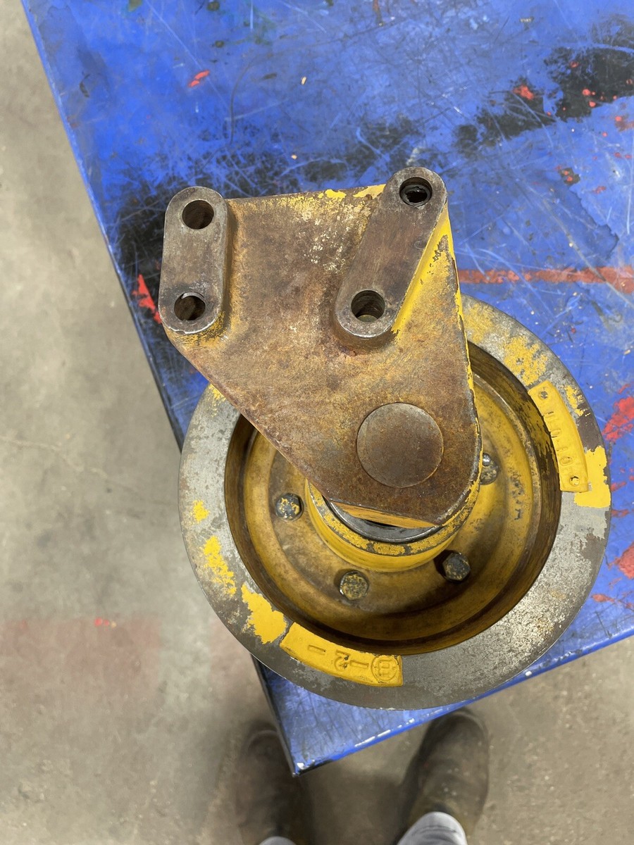 Caterpillar fan drive bracket assembly 8S0864 1P0374 5S9041 5S9515 