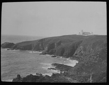 HOUSEL BAY & THE LIGHTHOUSE THE LIZARD CORNWALL C1890 Magic Lantern Slide PHOTO