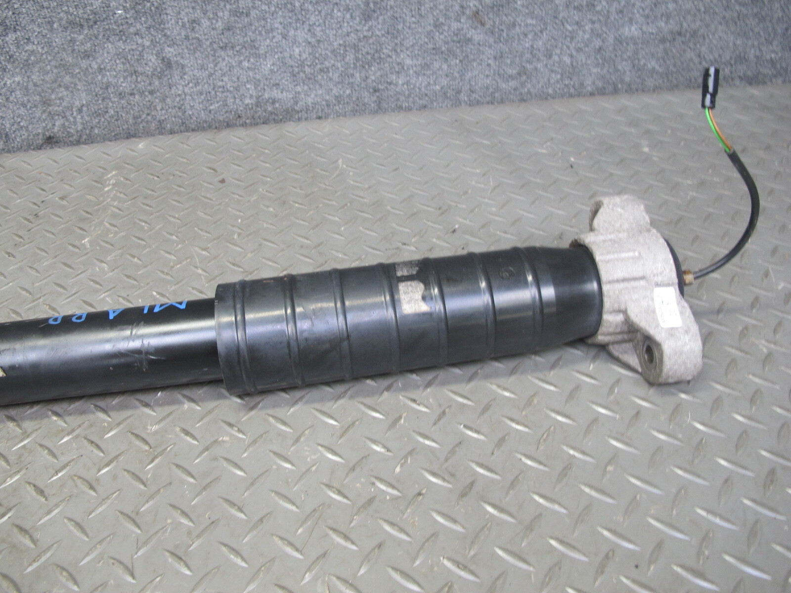 2017-2020 MASERATI LEVANTE M161 AWD REAR RIGHT AIR STRUT SHOCK ABSORBER