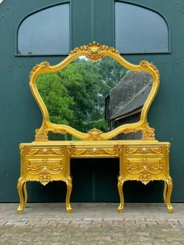 Handmade Wooden Bathroom Vanities & Makeup Tables