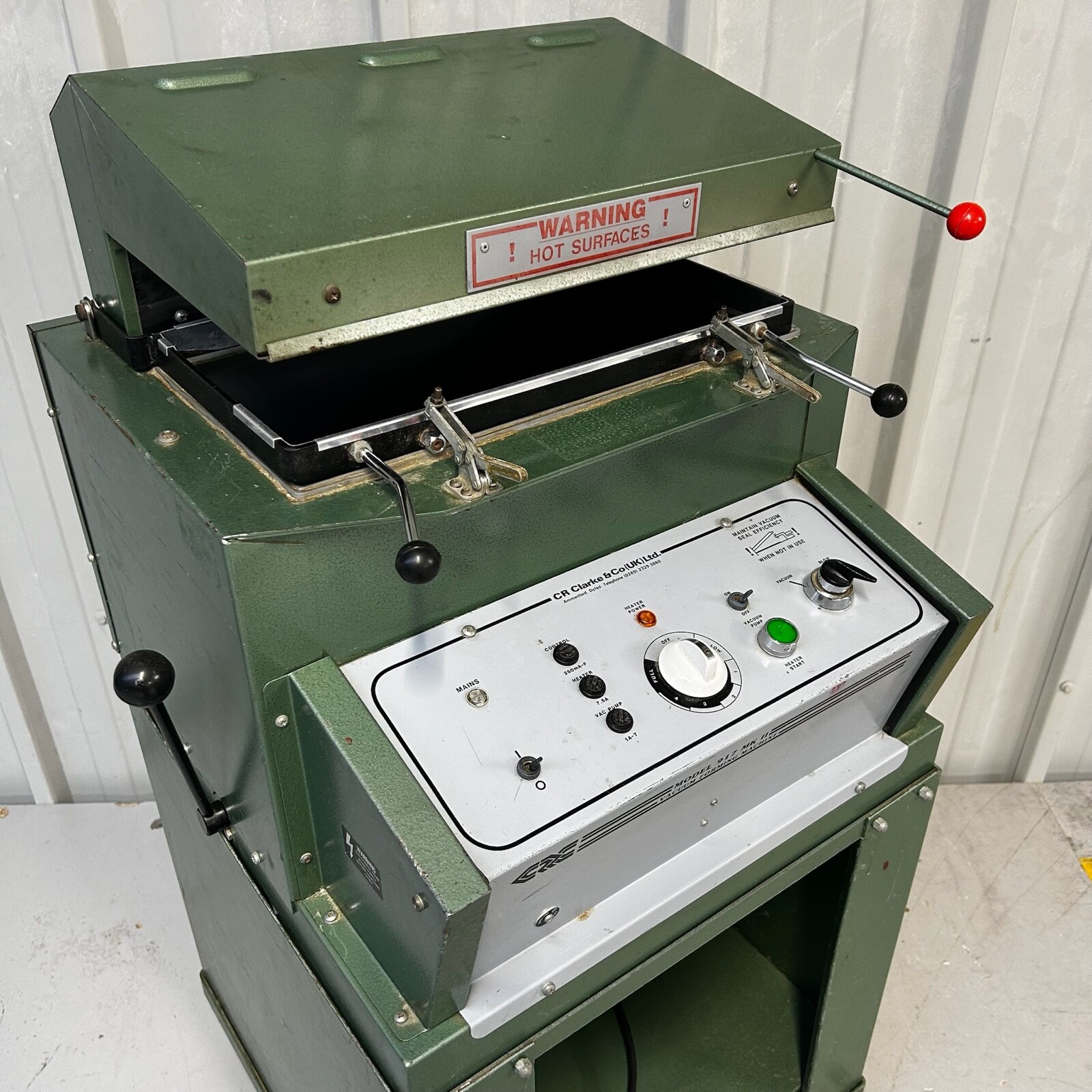 CR Clarke Model 917 MkII Vacuum Forming Machine eBay