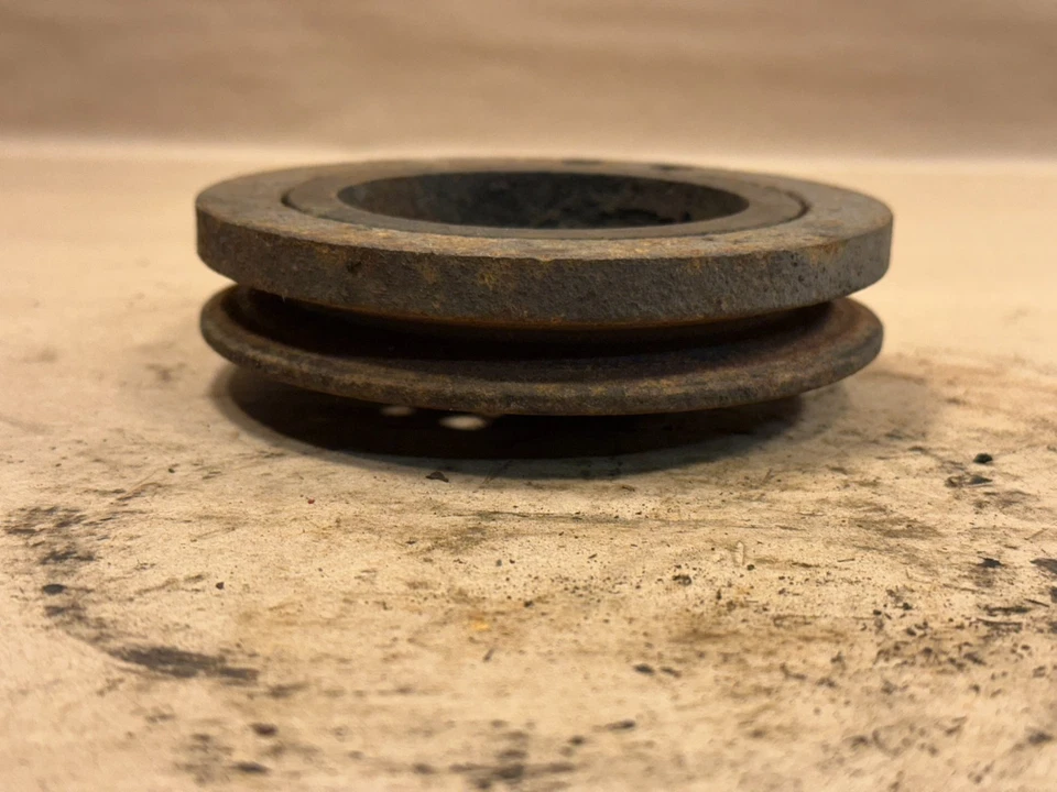 Original MG MGB Crankshaft Pulley Damper - Image 4 of 4