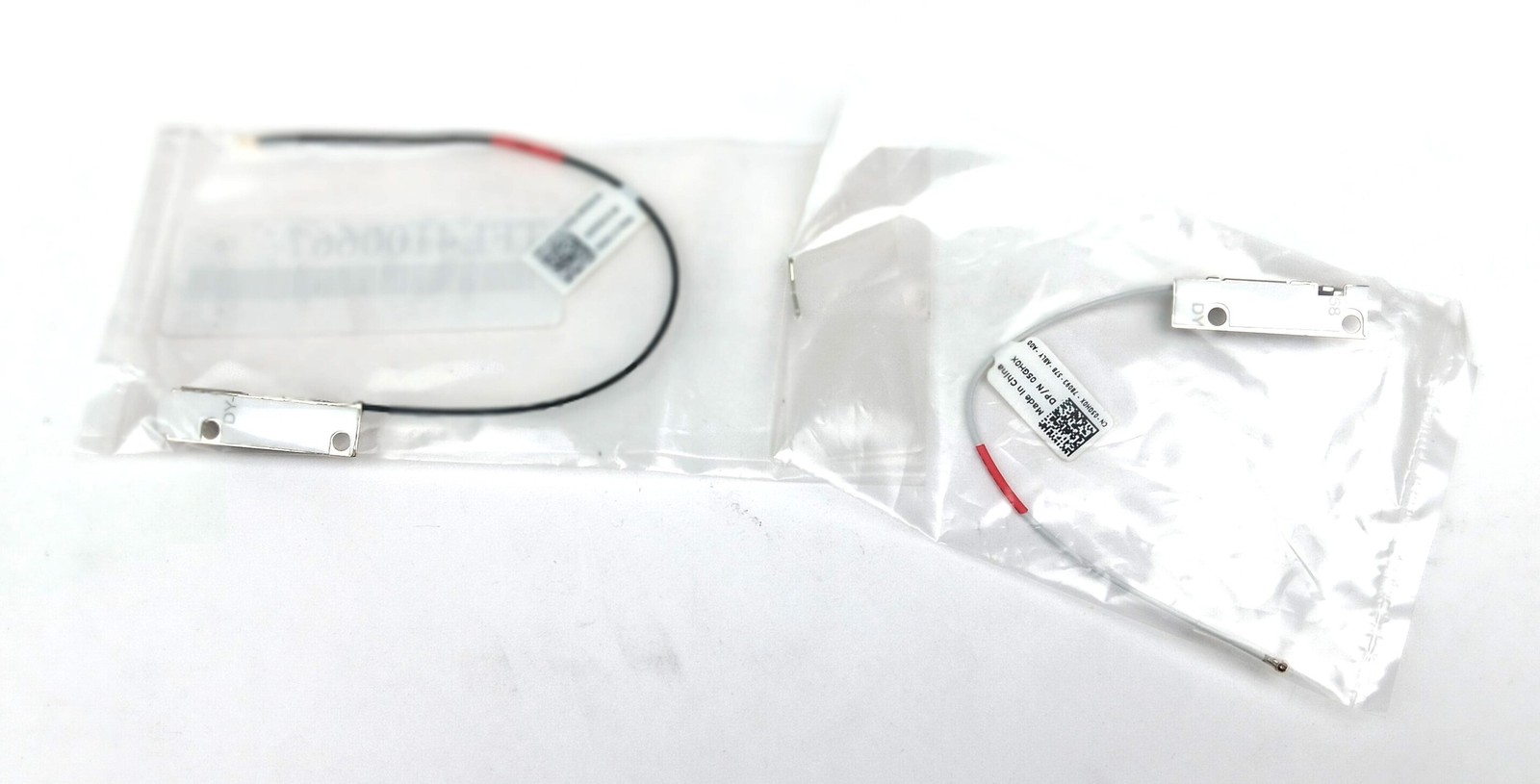 Левый и правый беспроводные антенные кабели Dell 5GH0X Dell 025900BA0001 1690₽