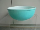 Vintage Pyrex 403 TURQUOISE Mixing Bowl 2.5 Quart Nesting Bowl