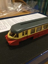 DAPOL 4D-011-008 OO Scale Streamlined Railcar W8 BR Lined Carmine and Cream