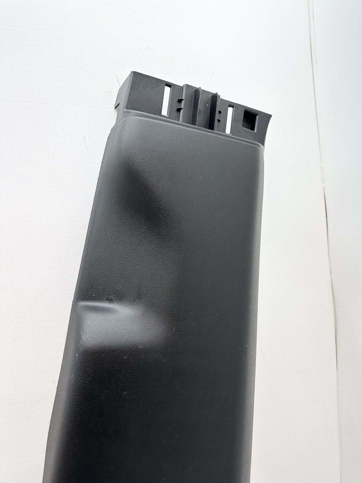 OEM GM 809454945 2016 Sierra Left and Right Sill Plate Kick Panel 