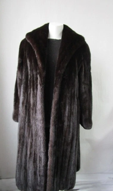 Women s Sz 6 8 Excellent FEMALE MINK Fur Coat CLEARANCE SALE