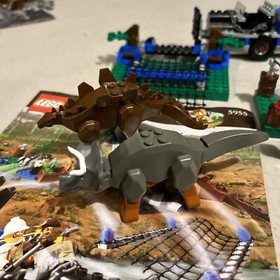 LEGO Adventurers Dino Island 5955 All Terrain Trapper W/manual