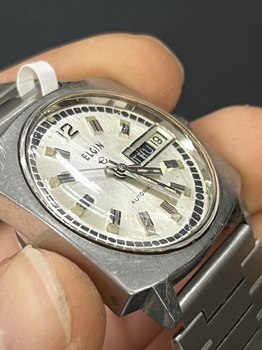 VINTAGE 1970's ELGIN AUTOMATIC 17J DAY-DATE STAINLESS STEEL WRISTWATCH ( 30MM ) - Picture 2 of 11