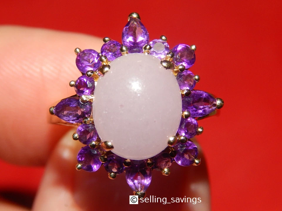 14K YELLOW GOLD 7.00 TCW  NATURAL LAVENDER JADE CABOCHON  & AMETHYST HALO RING   - Image 2 of 4
