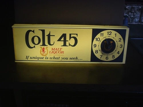Vintage Colt 45 Malt Liquor Lighted Beer Bar Tavern Clock Sign