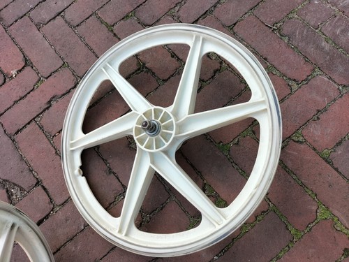 GT BICYCLES OGK old school VINTAGE GT BMX PERFORMER 20 X 1.75 WHEELS - Afbeelding 8 van 24