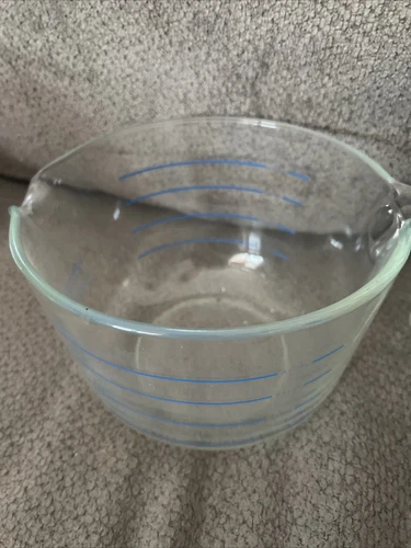Vintage BLUE PYREX M640 Measuring 8 Cup 2 QT USA