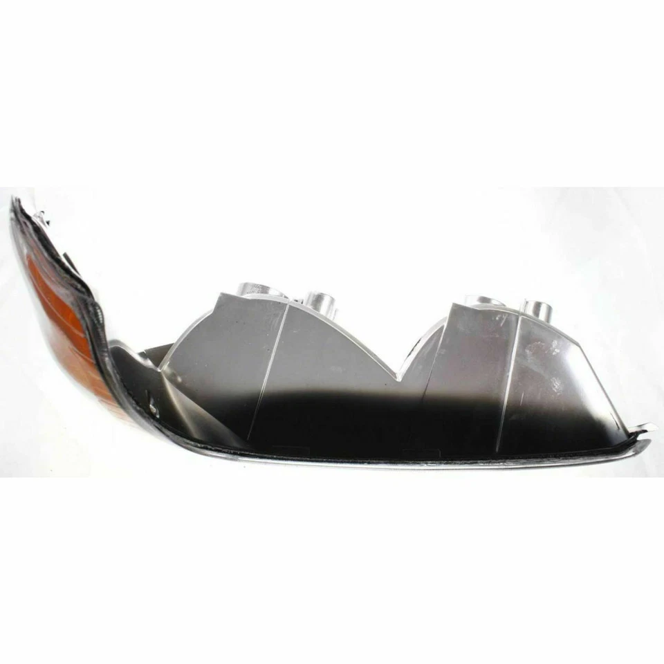 New Right Side Park Lamp Lens and Housing Fits GMC Yukon GM2521183 - Image 3 of 3