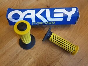 NOS BMX OAKLEY F1 GRIPS PAIR BLACK 