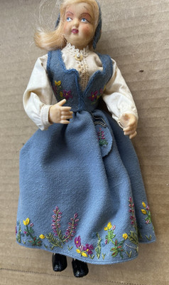 Hilde Ege in Norway Oslo Bunad Embroidered Details Dress Vintage Doll Plastic 8''