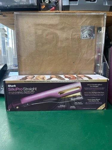 Shark - SilkiPro Straight Wet to Dry Straightener (E10050628)