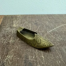 Vintage Brass Shoe Ashtray Etched Floral Design Z.Y. India Collectible Decor