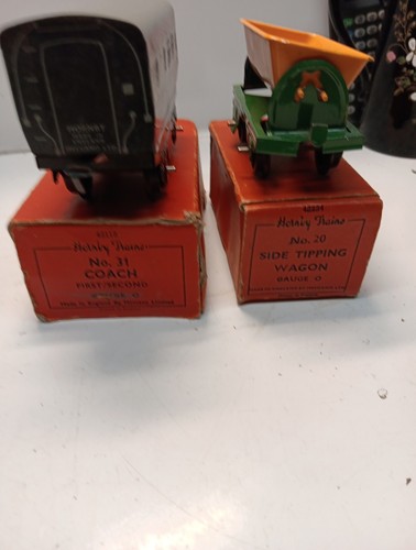 HORNBY TRAINS 1950s O GAUGE BOXED TINPLATE SIDE TIPPING WAGON No.20and Coach#31 - Picture 6 of 6