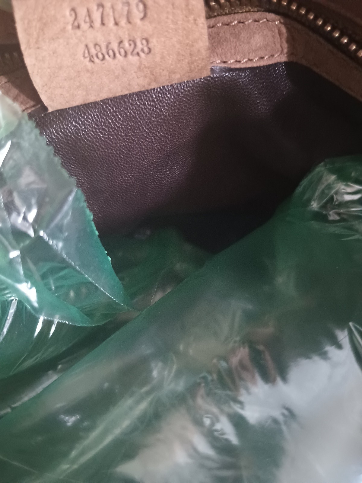 GUCCI Brown Python GG Running Medium  Leather Bag - image 17