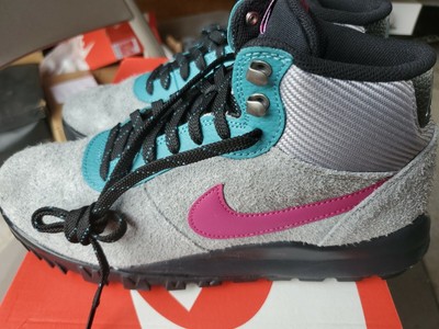 nike hoodland suede waterproof 