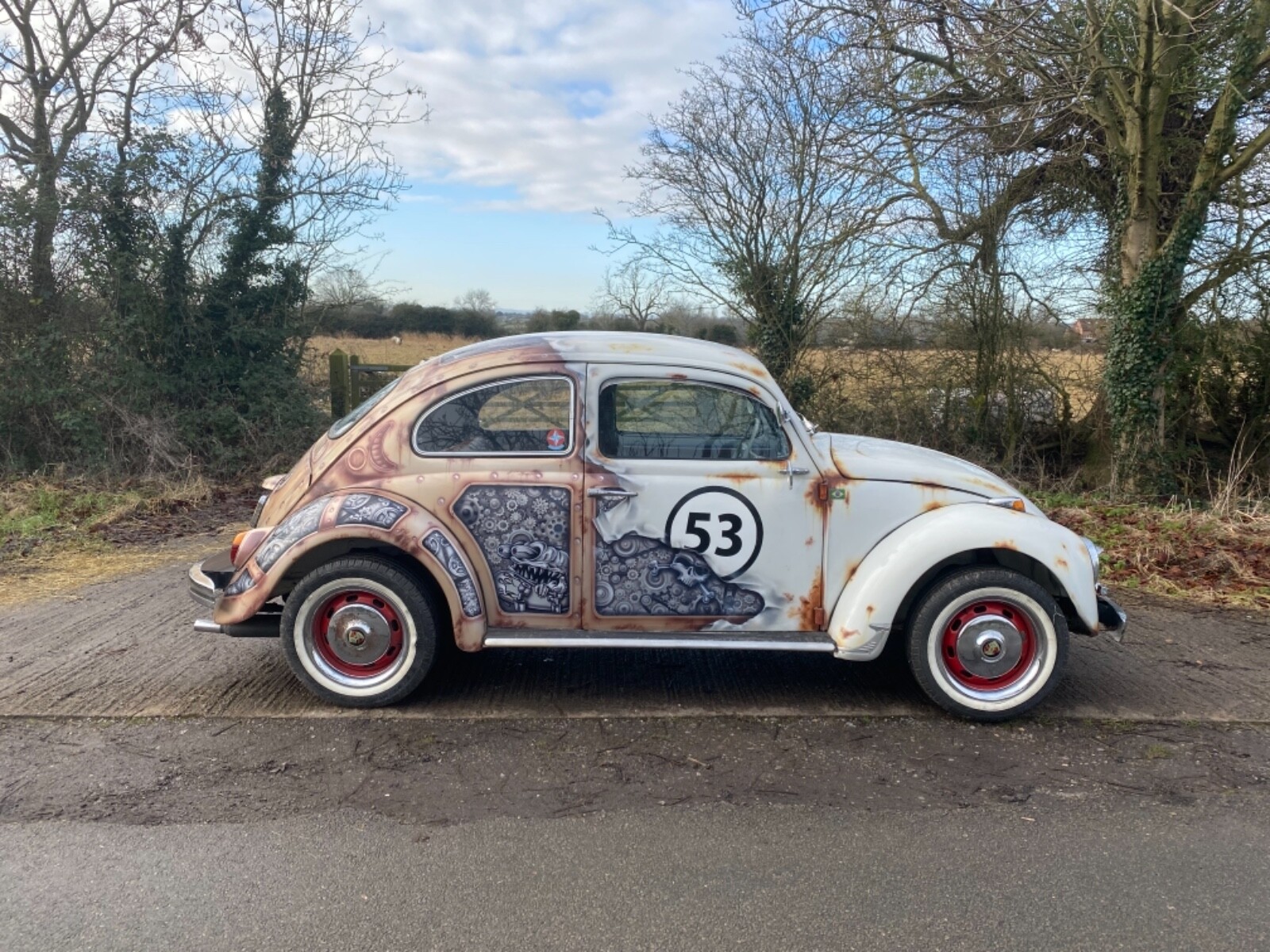 Image 1 - Classic VW beetle, one off custom air brushed paintwork.