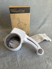 Pampered Chef Rotary Grater Cheese Nut Grater #1277 White With Box