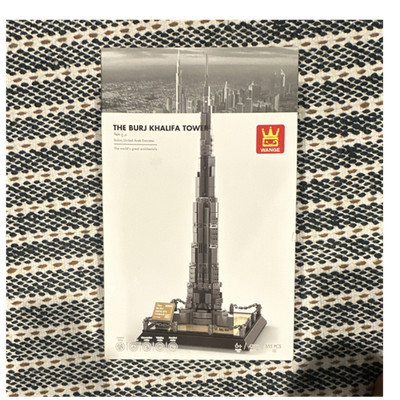 WANGE Architecture Burj Khalifa Tower 5222 555pcs Plastic Blocks