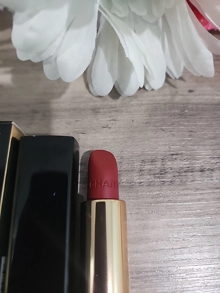 Chanel Rouge Allure Velvet Luminous Matte Lip Colour - # 54 Paradoxale  3.5g/... - Image 3 of 4