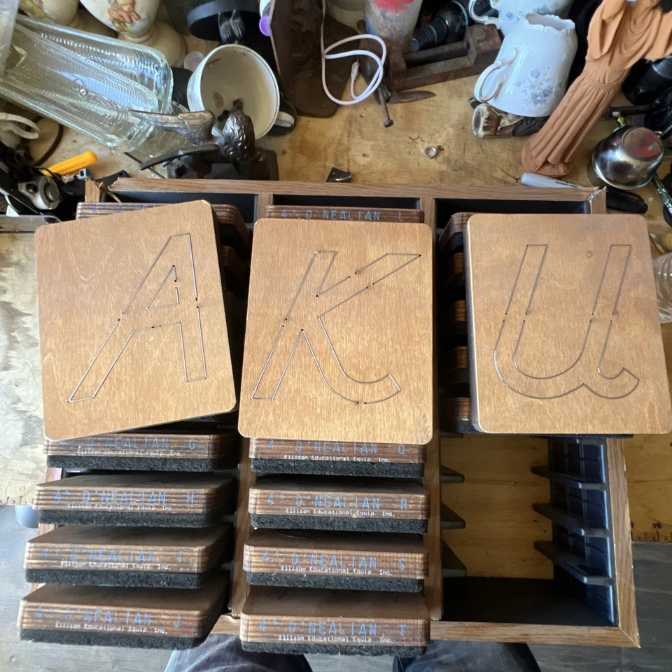 Ellison 4” D'Nealian UPPERCASE Alphabet Complete Excellant cond. 26 dies - Image 2 of 3