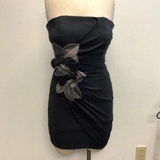 Jessica McClintock Black Strapless Ruched Dress Floral Embellishment Size 6