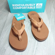 New in Box REEF Women's Sz 7 Baja Sands Sandals Almond - CJ9083